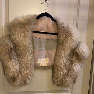 Luxurious Vintage Fox Fur Wrap by Miss Jackson Furriers size M/L